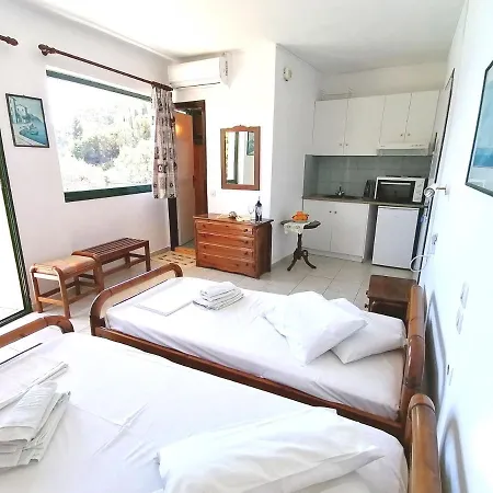 George Michalas * Палеокастрица